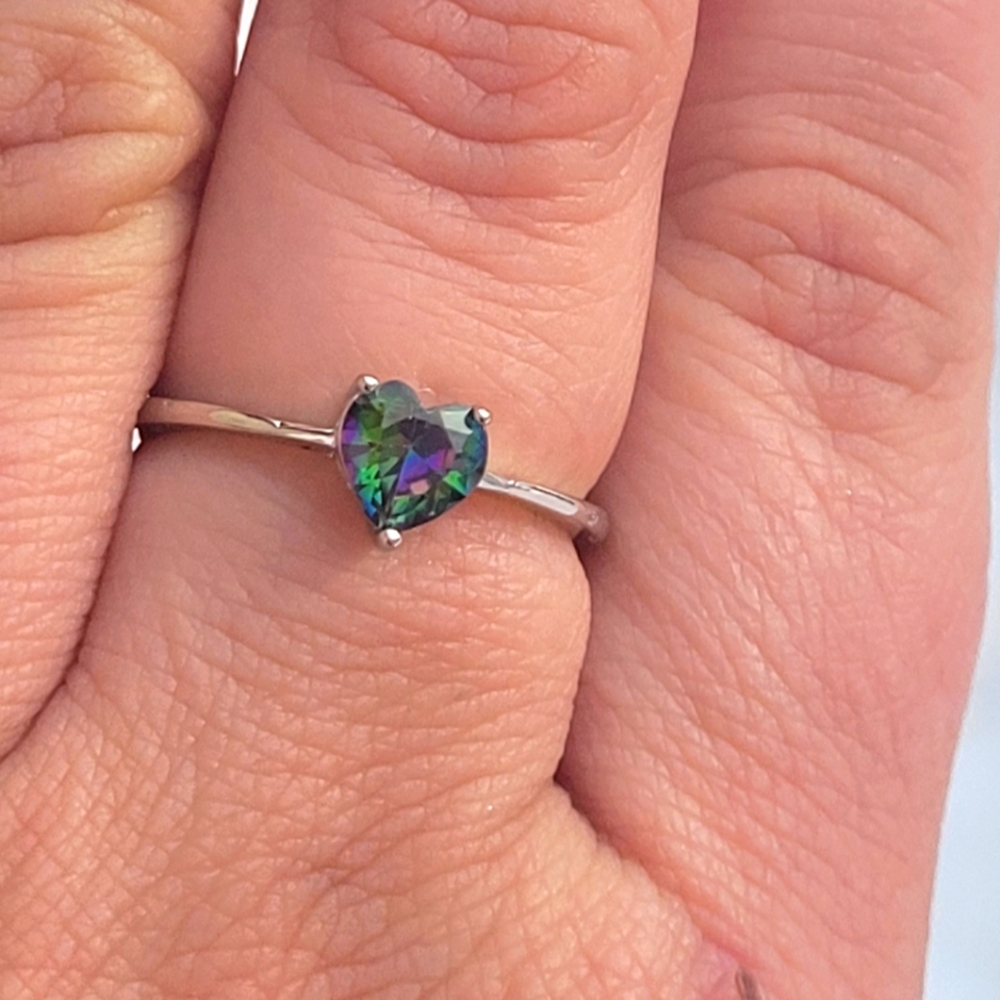 Solitaire Rainbow Gem Fashion Ring